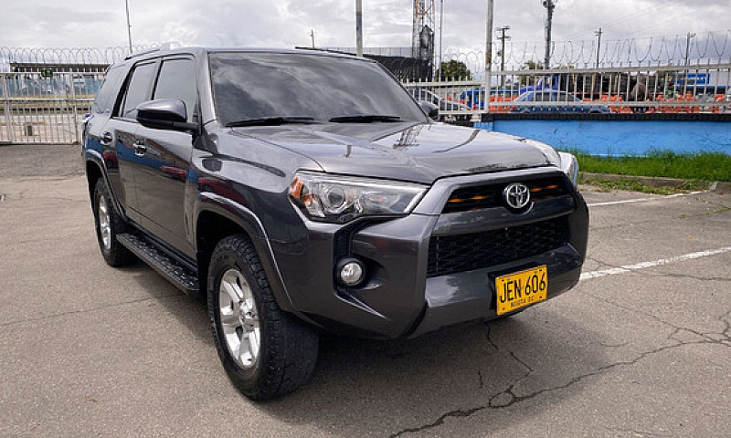 Toyota 4Runner 4.0 S...