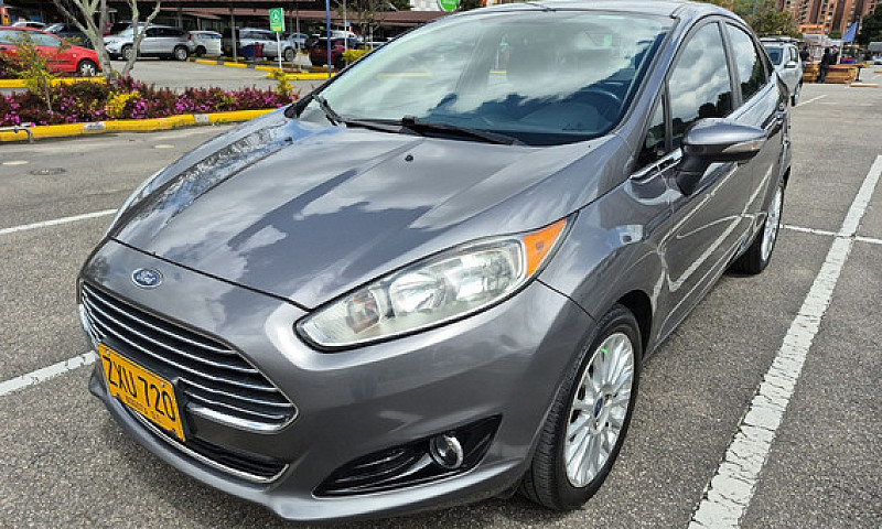 Ford Fiesta 1.6 Tita...
