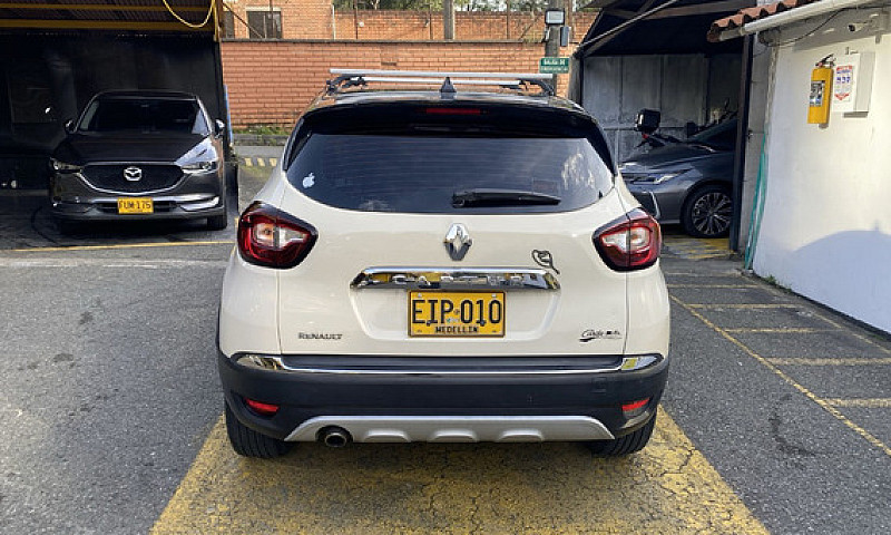 Renault Captur 2.0 I...