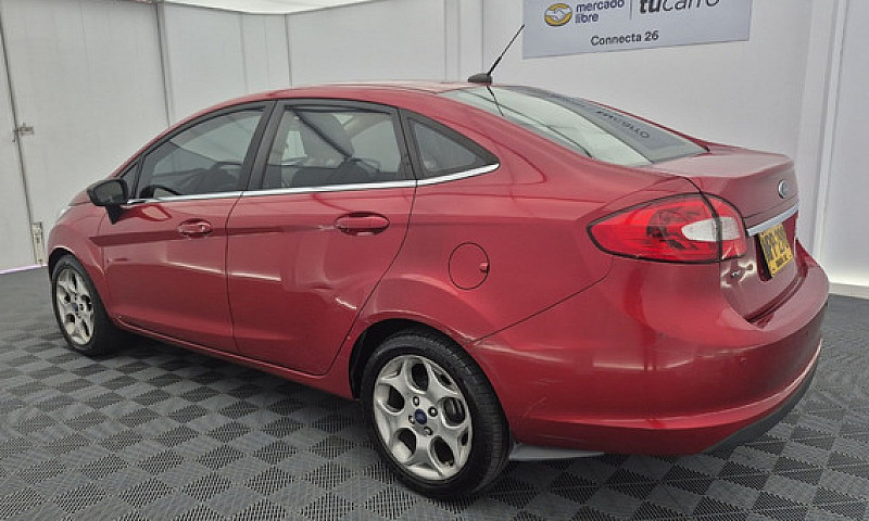 Ford Fiesta 1.6 At 2...