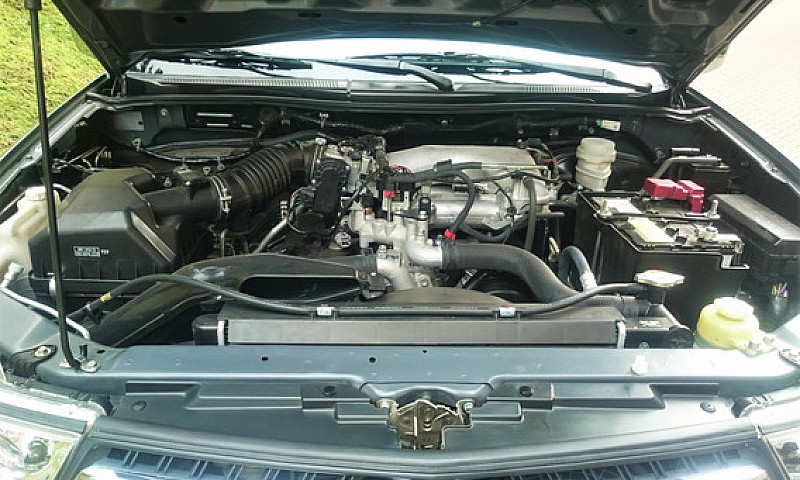 Mitsubishi Nativa 3....