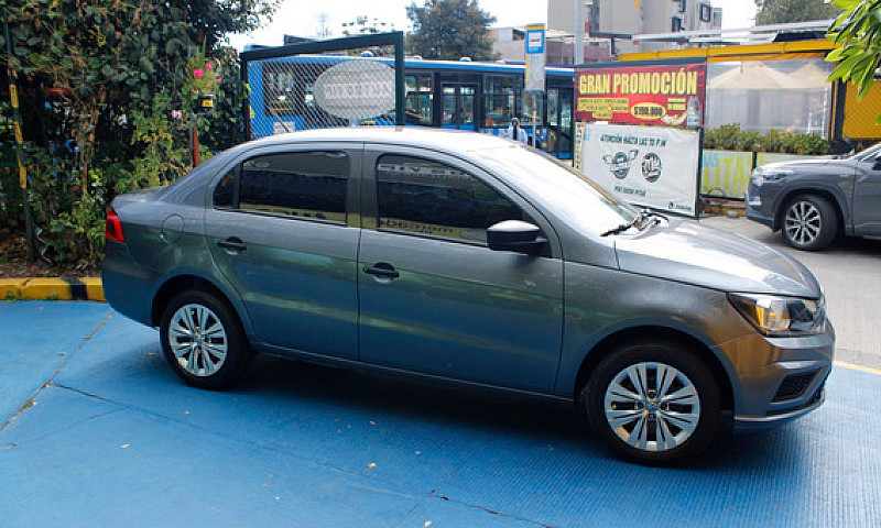 Volkswagen Voyage 1....