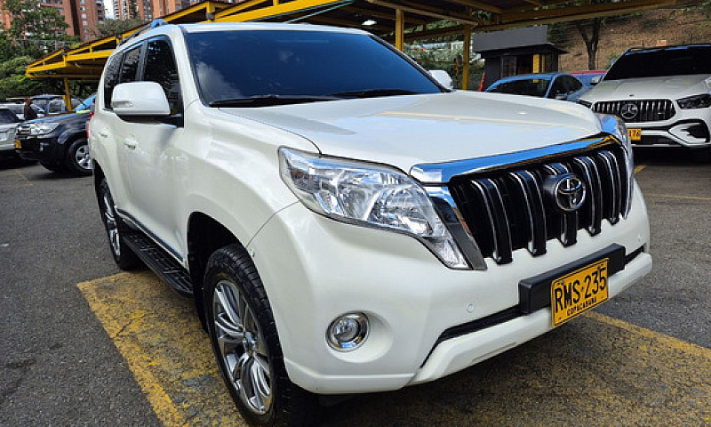 Toyota Prado 3.0 Txl...