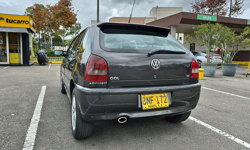 Volkswagen Gol ...