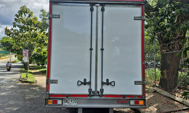 Camion Hino Fc 5.1 D...