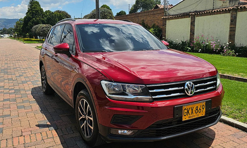 Volkswagen Tiguan Al...