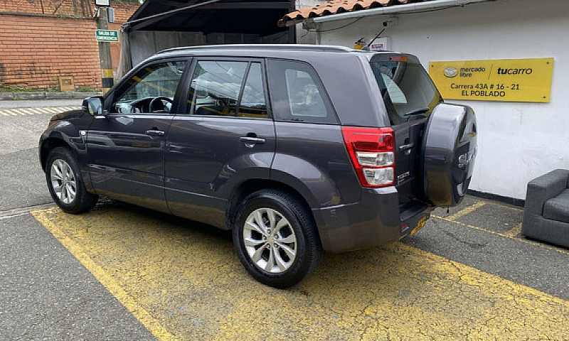 Suzuki Grand Vitara ...