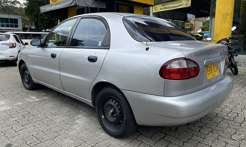 Daewoo Lanos 1.5 Lse...