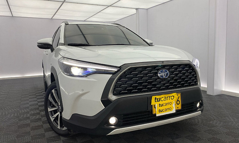 Toyota Corolla Cross...