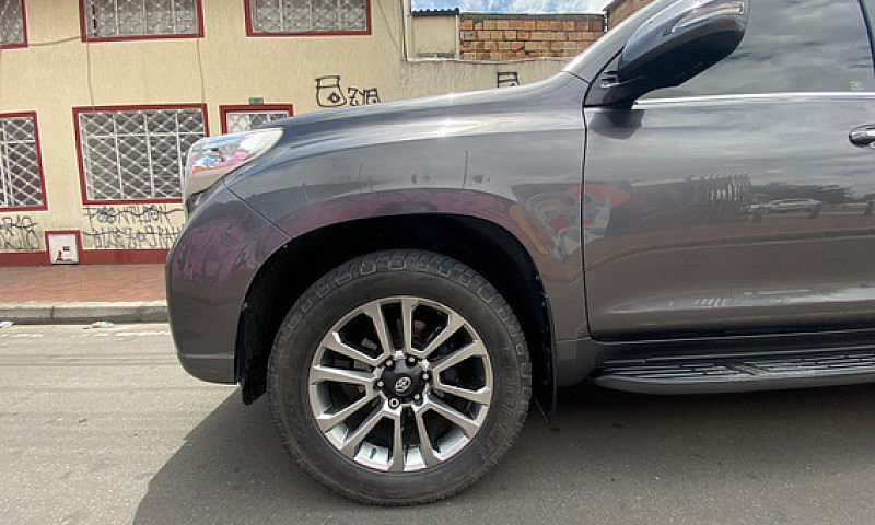 Toyota Prado 3.0 Tx-...