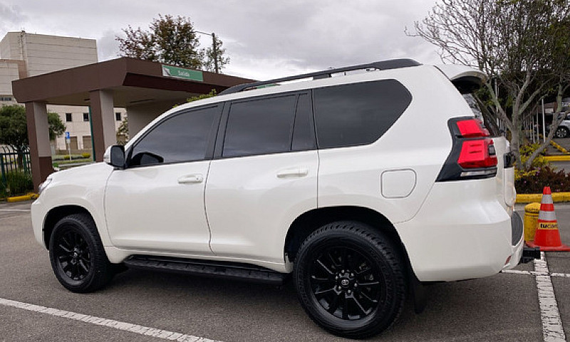 Toyota Prado 4.0 Tx-...