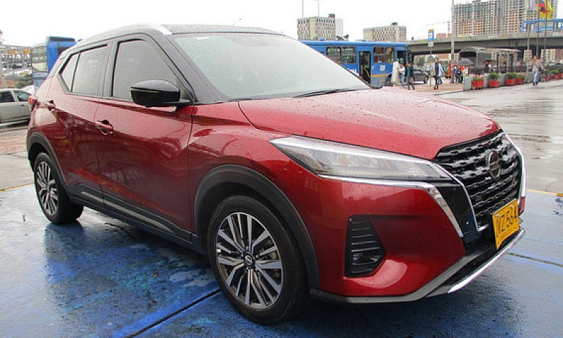 Nissan Kicks Exclusi...