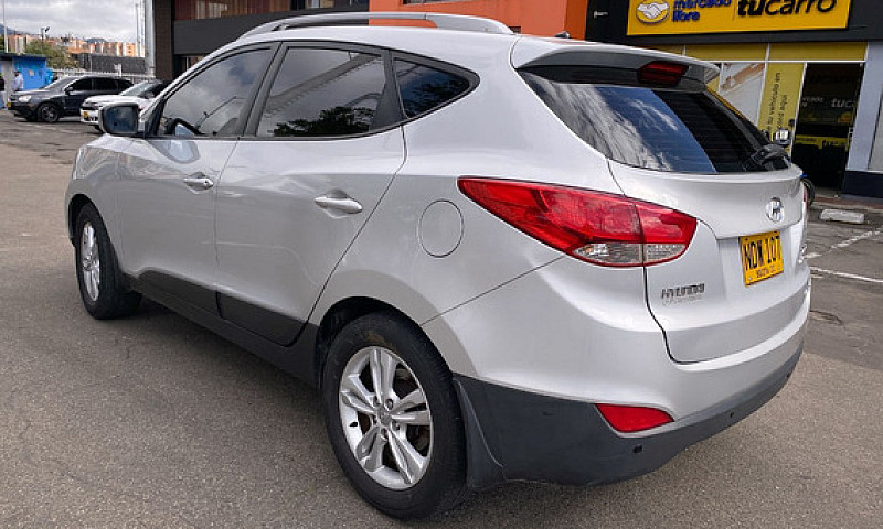 Hyundai Tucson Ix-35...