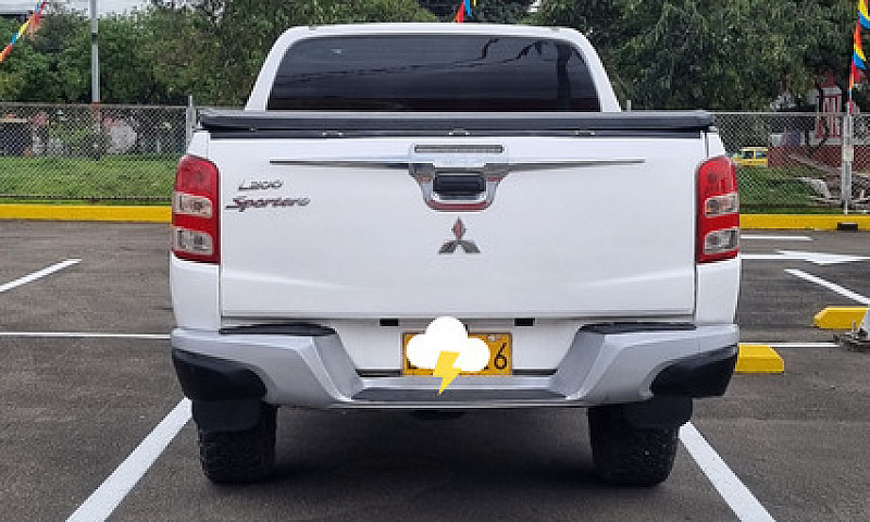 Mitsubishi L200 Spor...