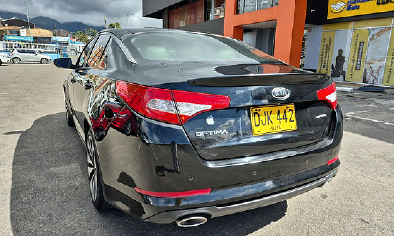 Kia Optima 2.4...