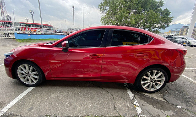 Mazda 3 2.0 Grand To...