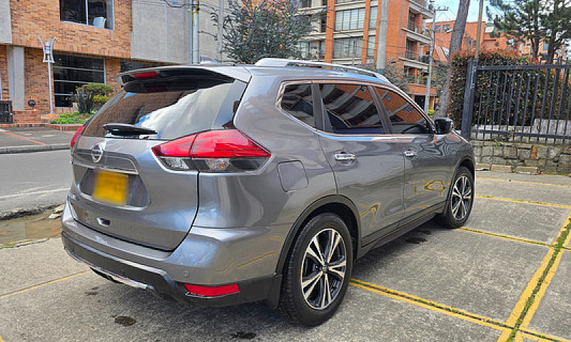 Nissan X-Trail 2.5 A...