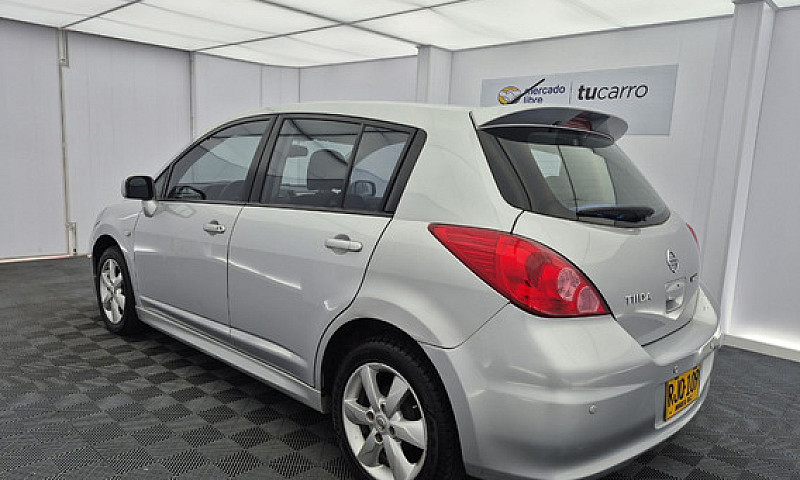 Nissan Tiida Hb 1.8 ...