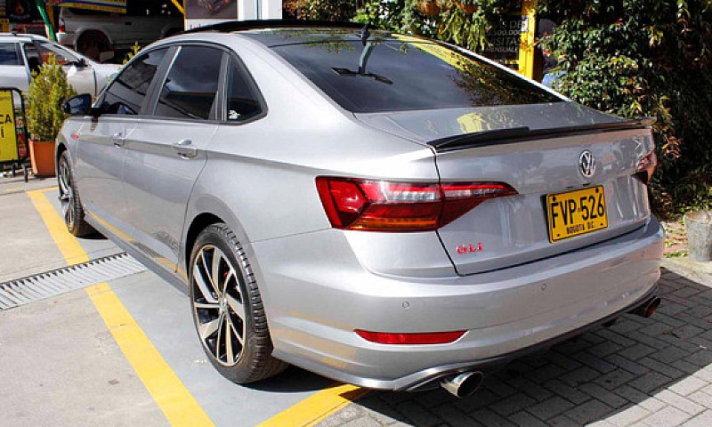 Volkswagen Jetta Gli...