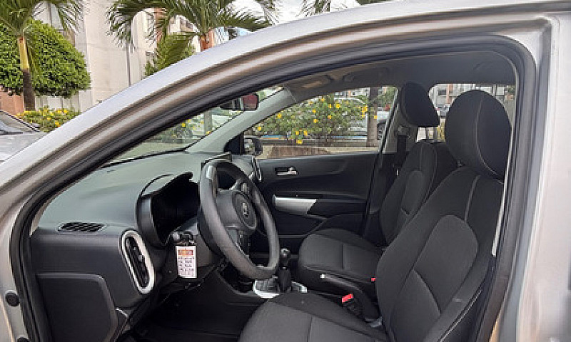 Kia Picanto 1.2 Vibr...