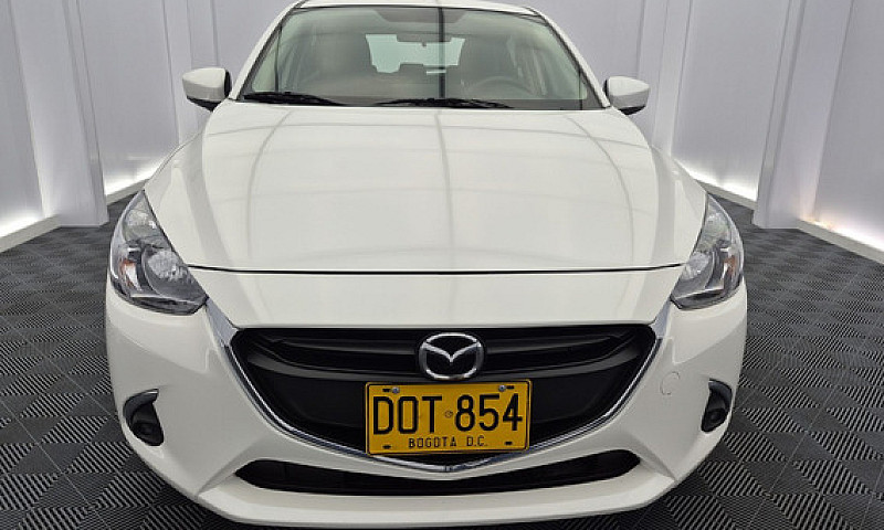 Mazda 2 1.5 Touring...