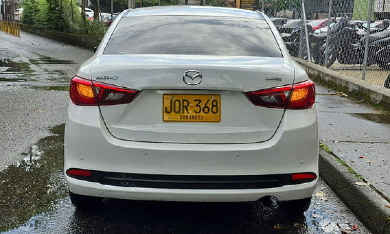 Mazda 2 1.5 Prime At...