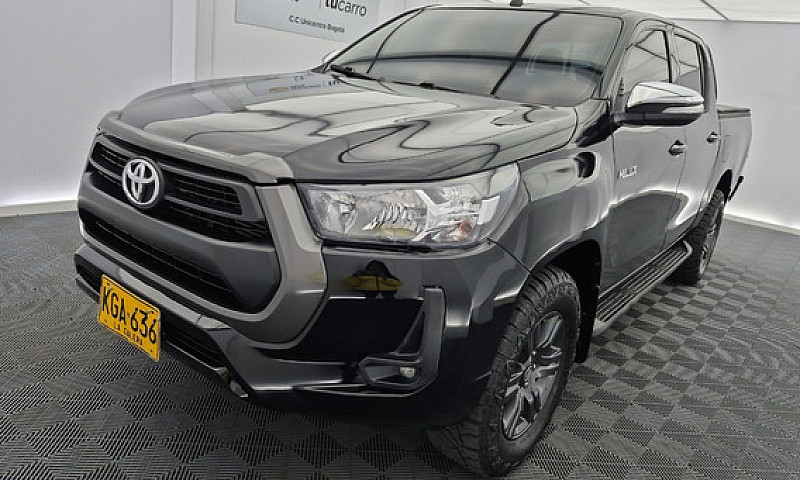 Toyota Hilux 2.4 Die...