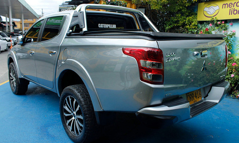 Mitsubishi L200 Spor...