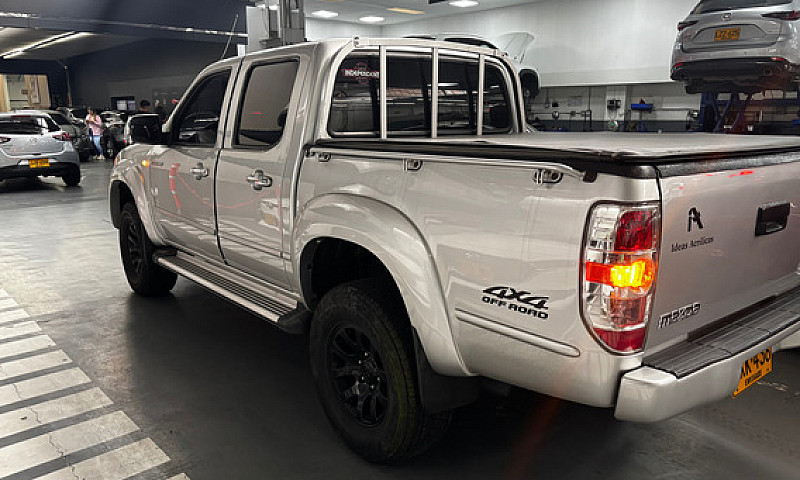 Mazda Bt-50 2.5 B25D...