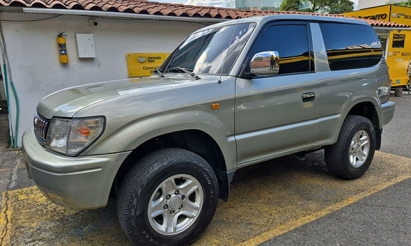 Toyota Prado Lc 90 2...