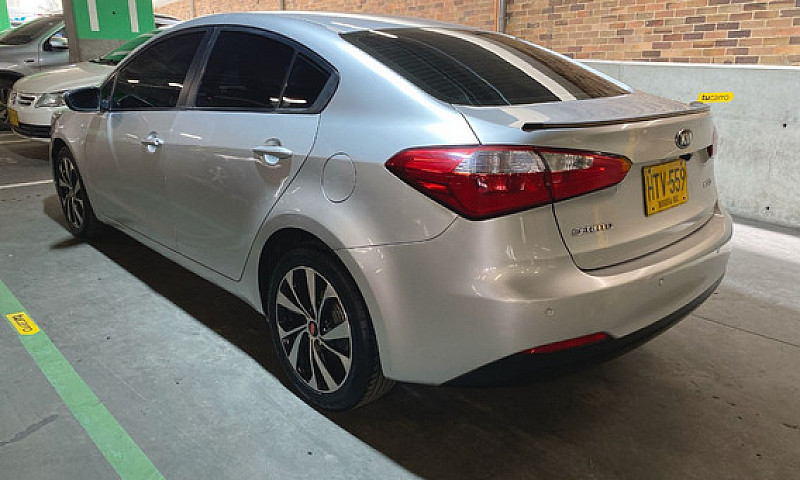 Kia Cerato Pro 1.6 E...