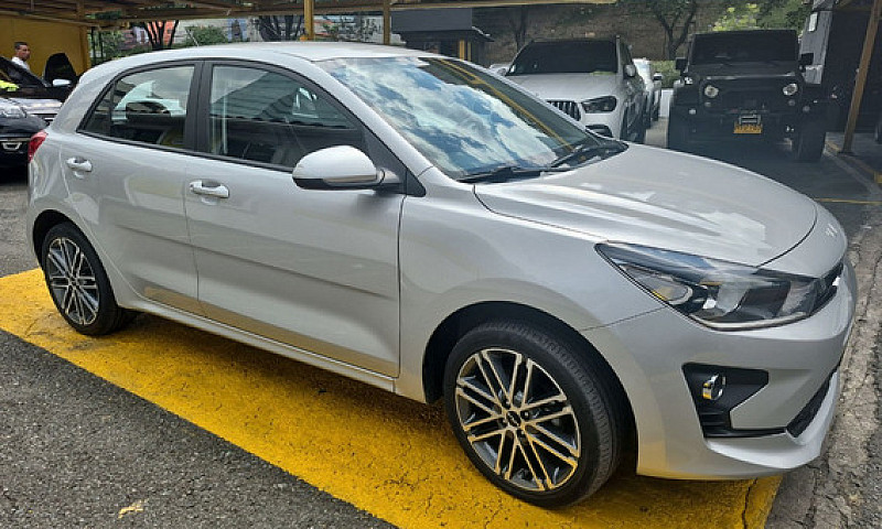 Kia Rio 1.4 Vibrant ...