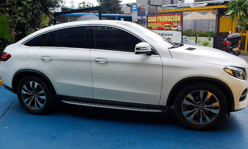 Mercedes-Benz Clase ...