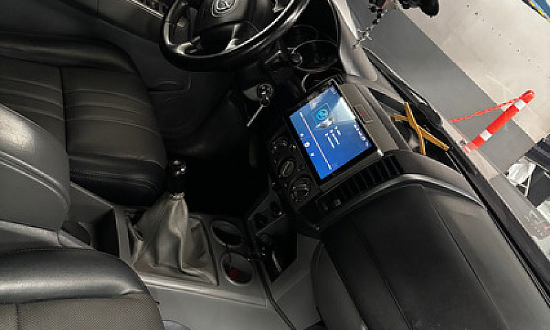 Mazda Bt-50 2.5 B25D...