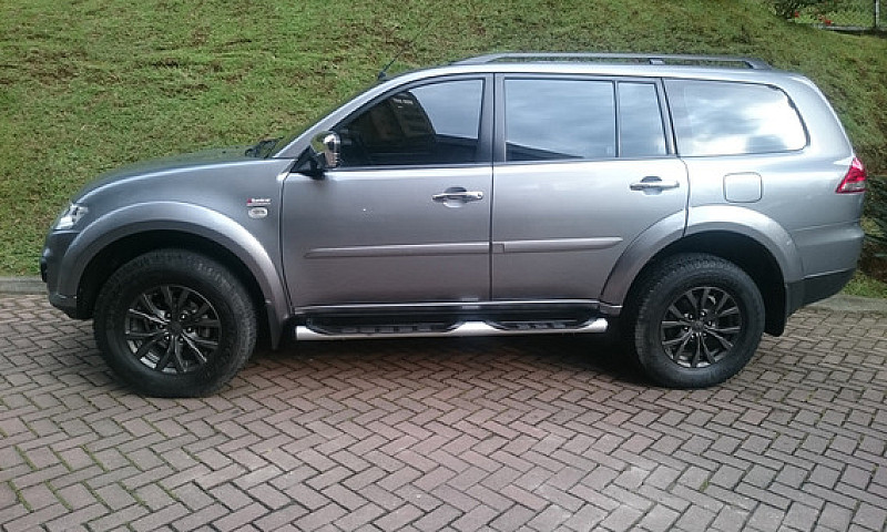 Mitsubishi Nativa 3....
