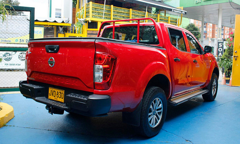 Nissan Frontier 2.5 ...