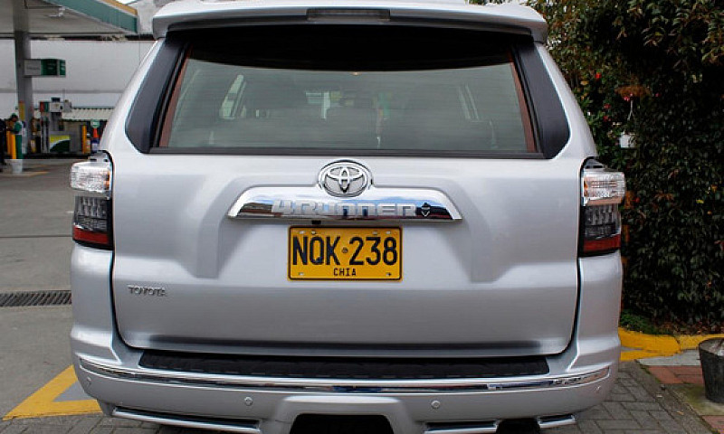 Toyota 4Runner 4.0 L...