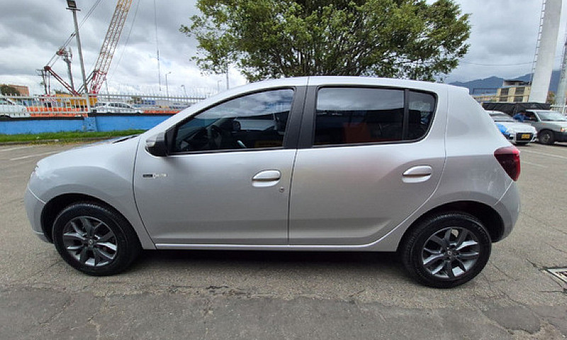 Renault Sandero 1.6 ...