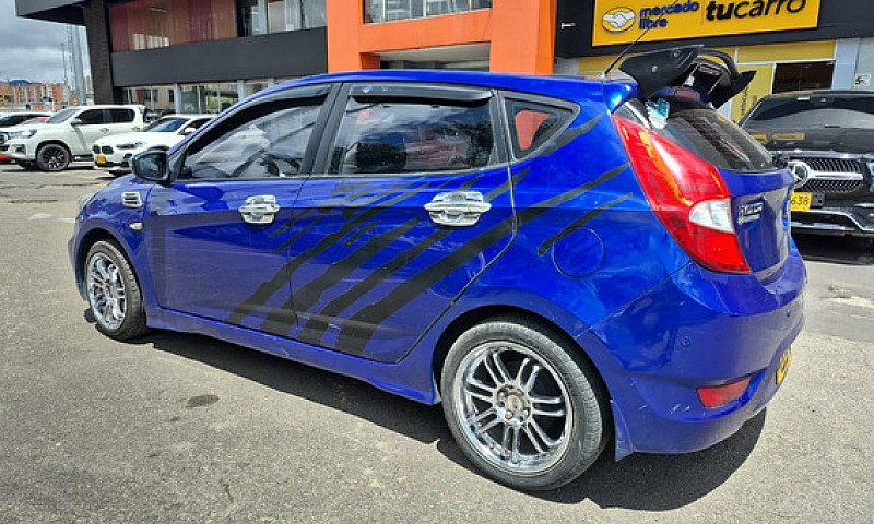 Hyundai Accent 1.4L ...