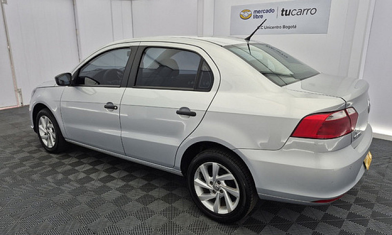 Volkswagen Voyage 1....