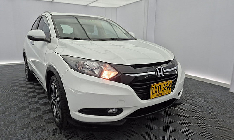 Honda Hr-V Awd At 1....