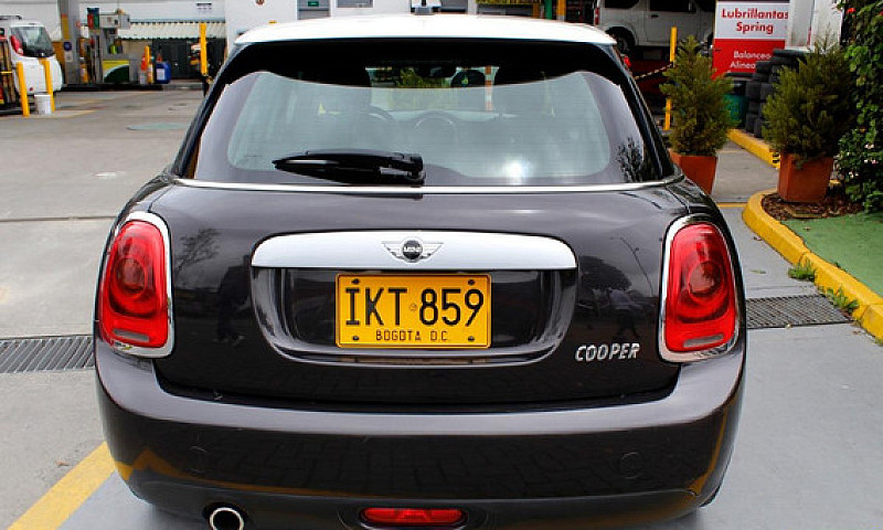 Mini Cooper  Mt 2015...