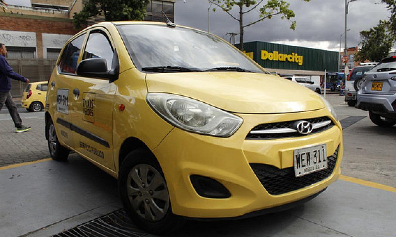 Hyundai I10 Gl 2015...