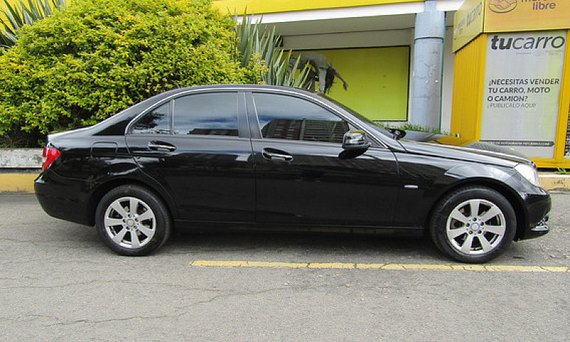 Mercedes-Benz Clase ...