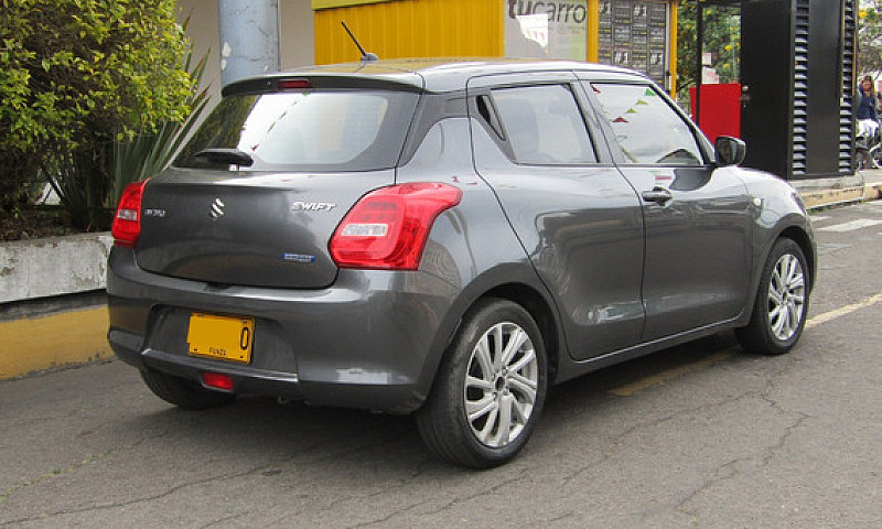 Suzuki Swift 1.2 Hyb...