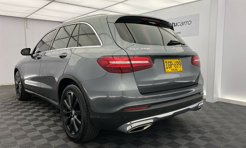 Mercedes-Benz Clase ...