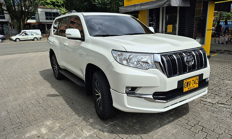 Toyota Prado 3.0 Tx-...