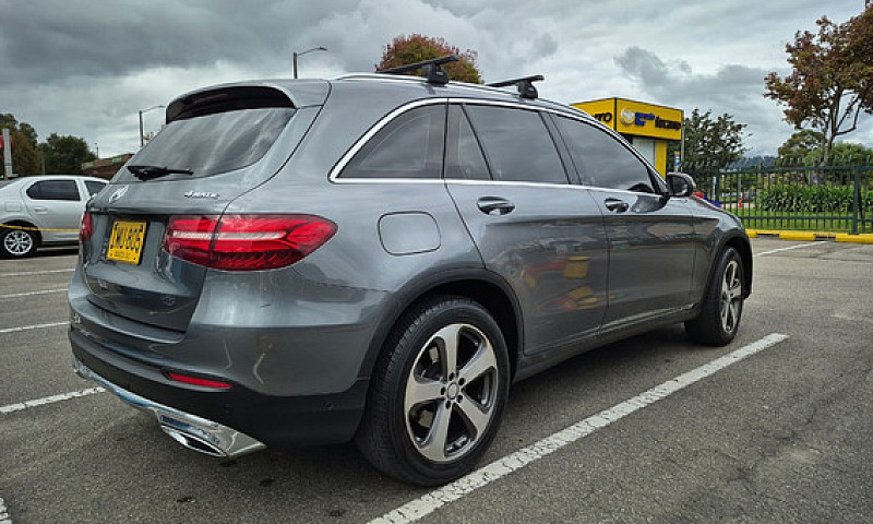 Mercedes-Benz Clase ...