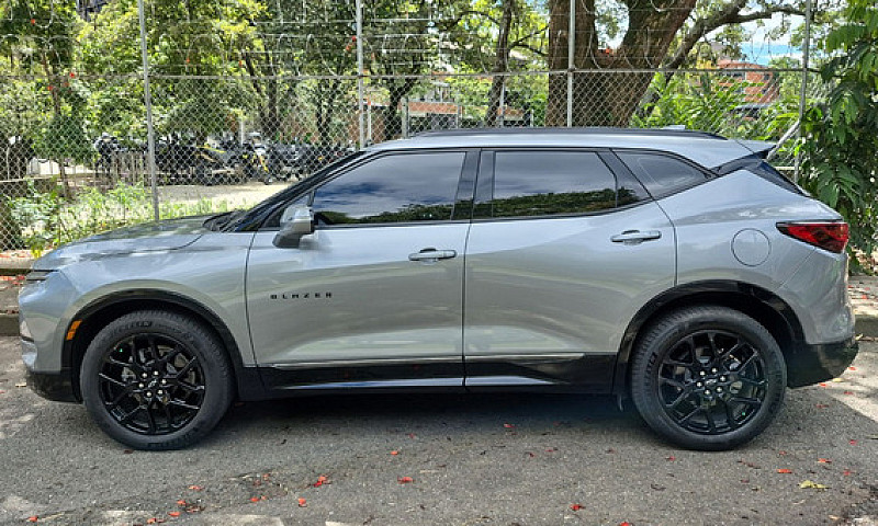 Chevrolet Blazer 3.6...