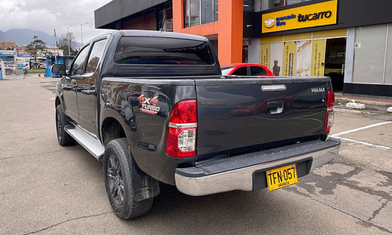 Toyota Hilux 2.5 Imv...